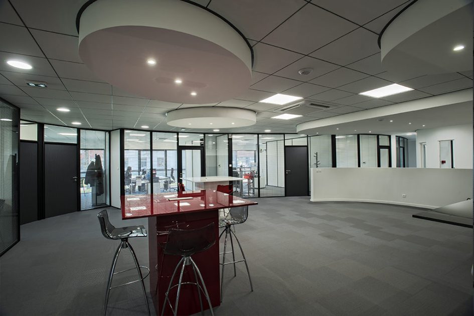 Realisation of a law firm composed of H7 glass partitions